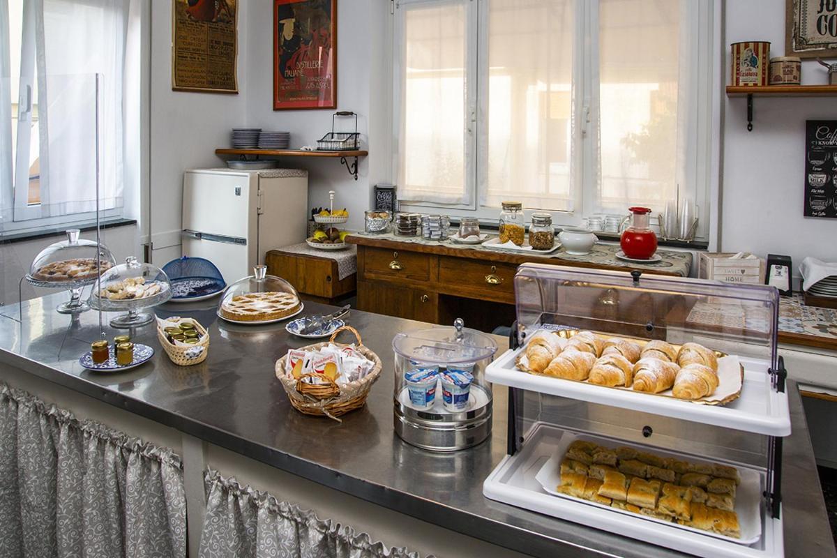 B&B Hotel Costa Azzurra Spotorno Eksteriør bilde
